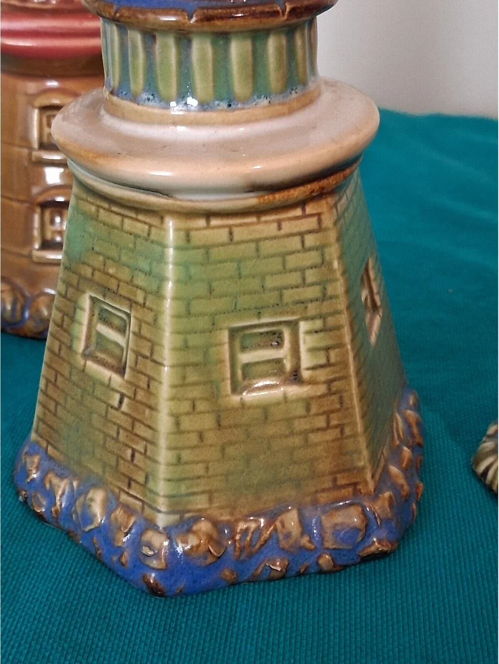 Set of 4 Ceramic garden ridge Lighthouse  Decorative Coastal Home Accents